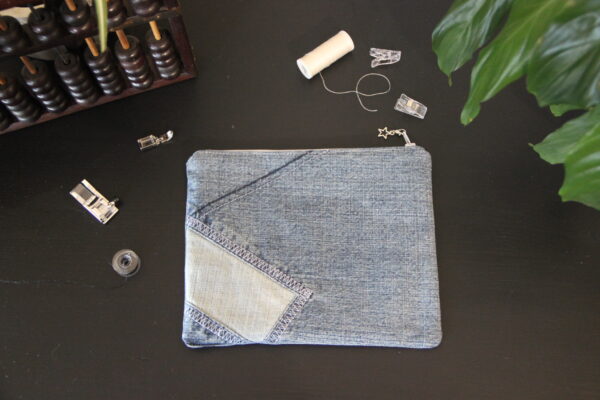 Moyenne pochette zippée