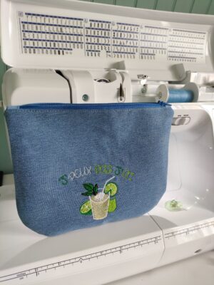 Moyenne pochette zippée