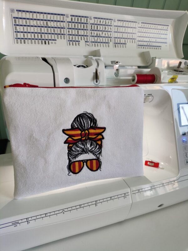 Moyenne pochette zippée